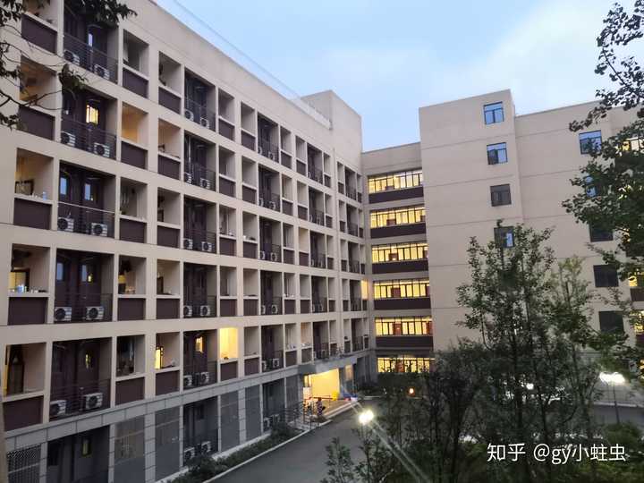 请问西南大学的宿舍条件?