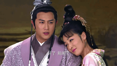咳咳…… 那个时候的大制作《美人心计》也是红红火火的,毕竟是林心如
