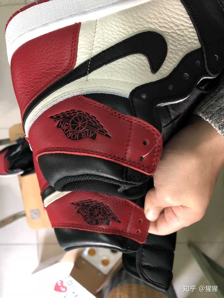 跟了风省吃简用省出一双aj,穿了几个月鞋头皱了变形了,小蛮腰变水桶腰