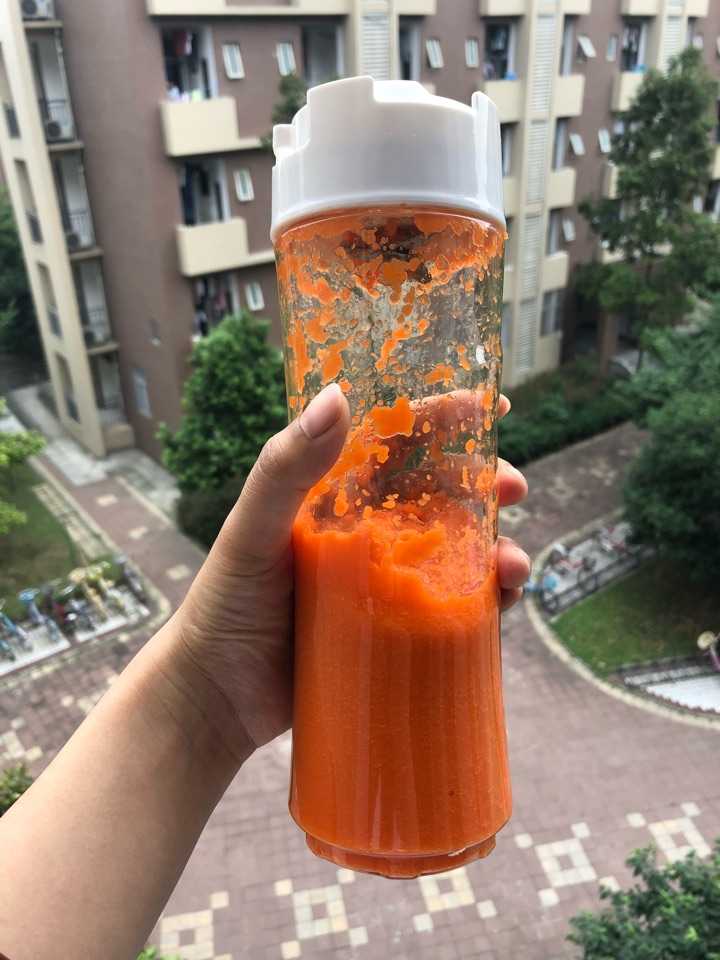 大家试过哪些水果搭配榨汁对身体最好,而且最好喝呢?