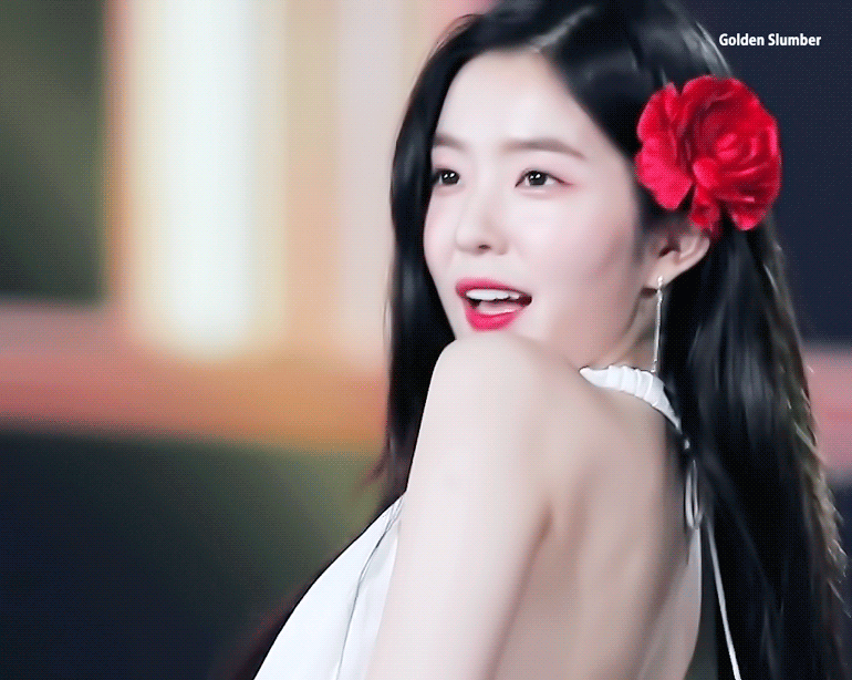 你见过哪些女团成员的神颜照片?