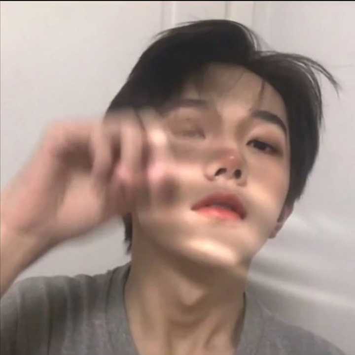 有啥好看的微信头像男 正经点的?