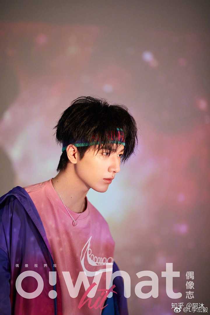 不多,但这几张图确实蛮符合我审美,最近墙头王一博李宏毅的图存太多了