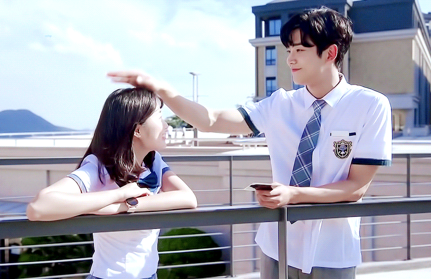 还有我在顺丰里的本命金辉映!我觉得他真的是隐藏门面,跟