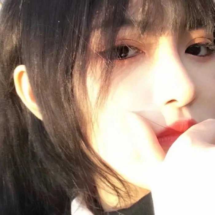有没有惊艳的头像女头? - 知乎