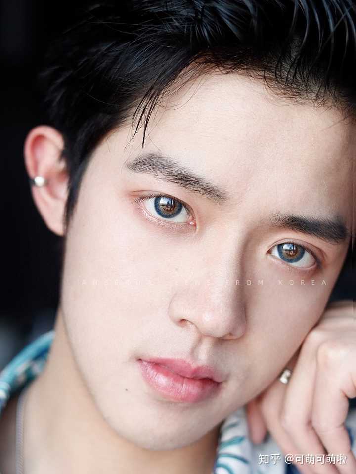 请问男生怎么选择美瞳!并且求大神推荐?