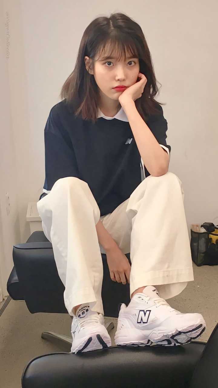 为什么好多男生都喜欢iu ?