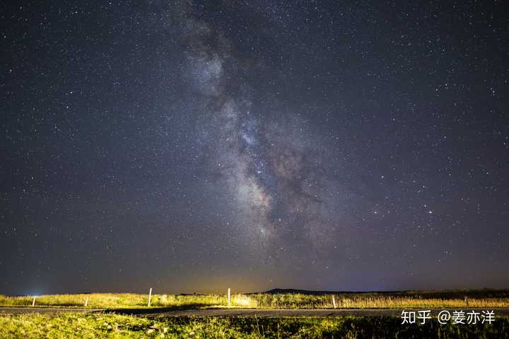 去内蒙古晚上能在草原上看星空吗?