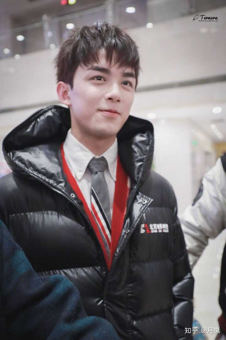 你有哪些珍藏的吴磊弟弟的图片?