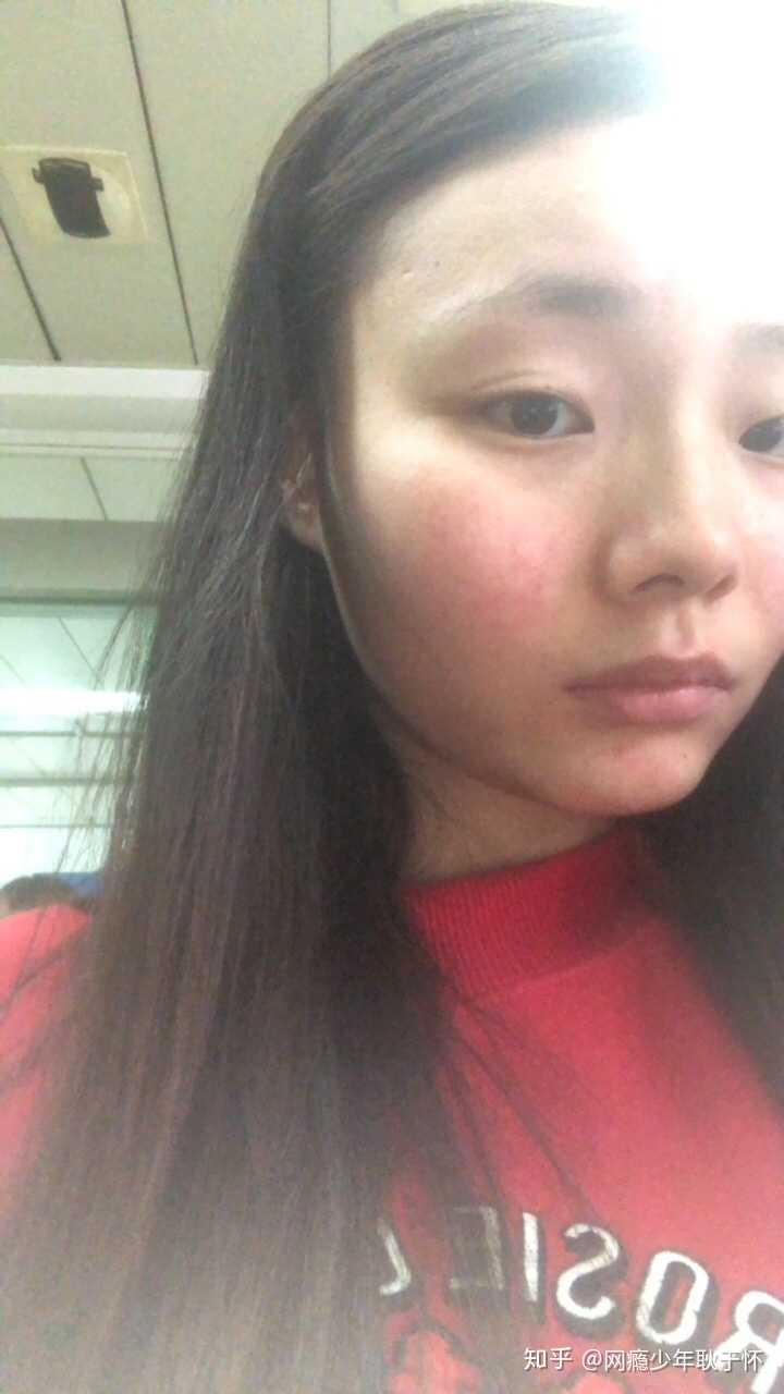 拥有吊眼是怎样的体验?