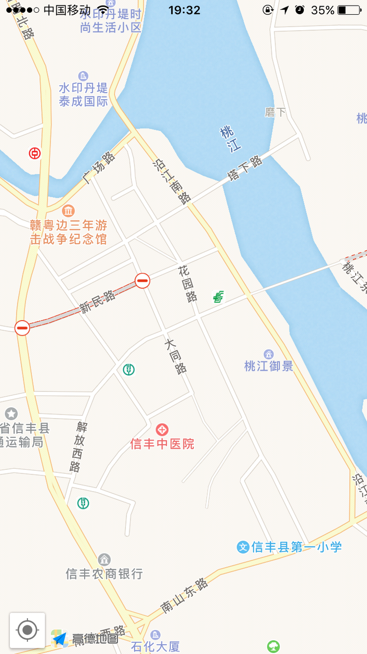 两条路和两条河围起来的就是信丰老城