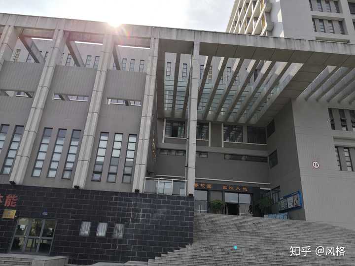 福建船政交通职业学院是一所怎么样的学校?