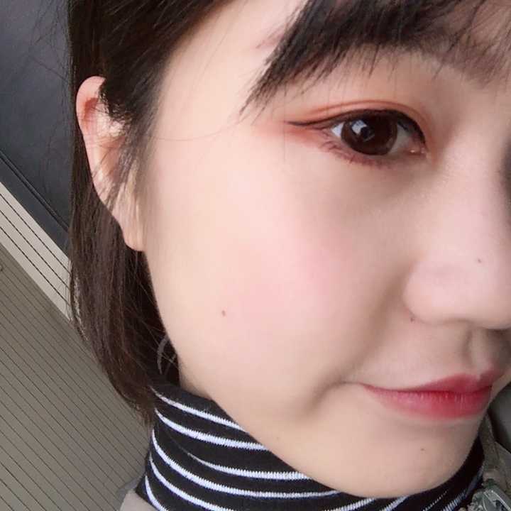身为真正的素颜美女是种怎样的体验?