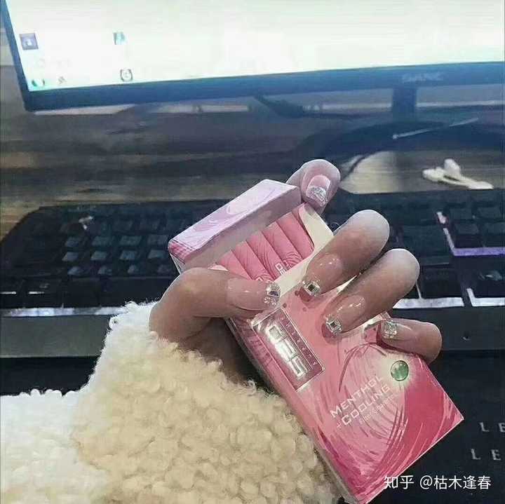 朋友圈不标价的不买 2.什么货都有什么地方都发的不买 3.