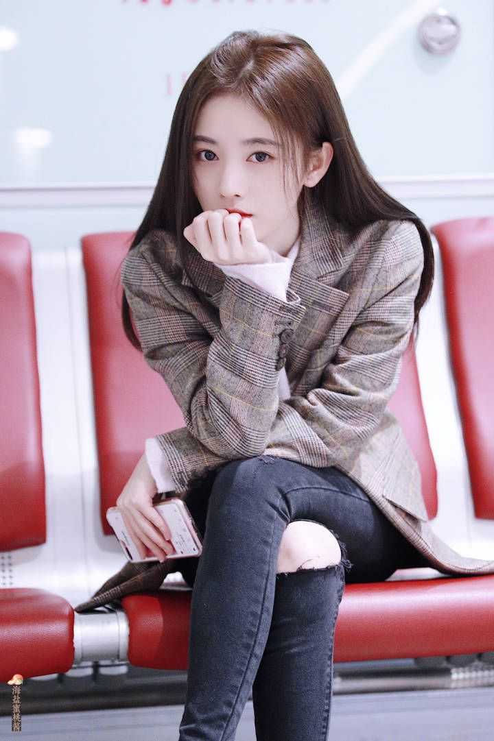 好了,品完鞠婧祎的颜,感觉如何,是不是集甜美可爱霸气优雅于一身