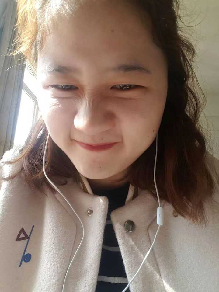 大家真的少挖鼻屎,我怀疑我的大鼻孔来源我小时候爱挖鼻子的恶趣味,真