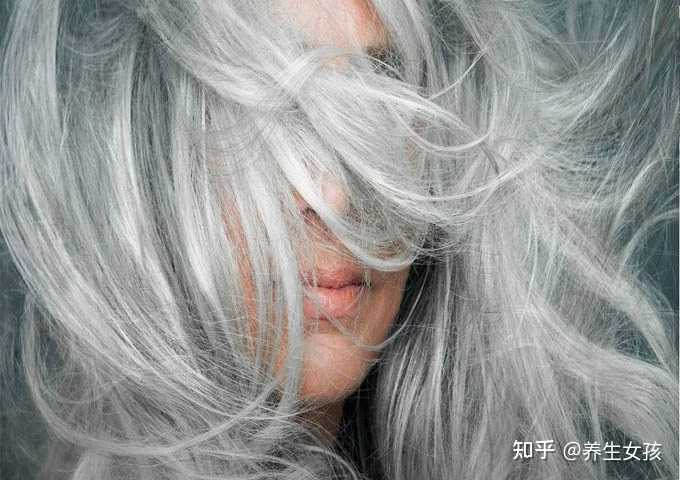 头发白先改善一下生活方式吧