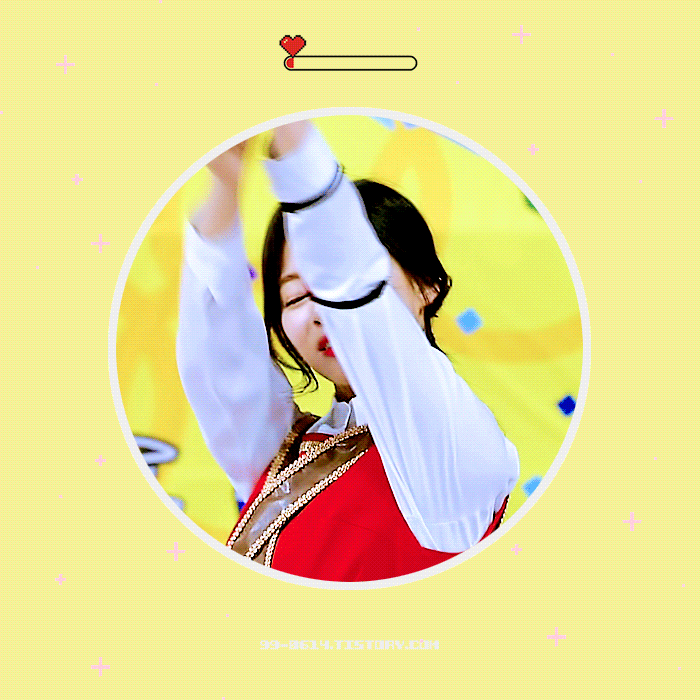 twice周子瑜的脸和身材怎么样,pc为什么捧她是神颜?