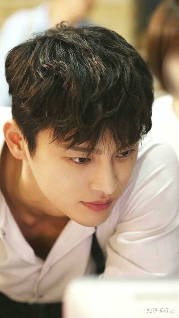 如何评价韩国艺人徐仁国seo in guk?