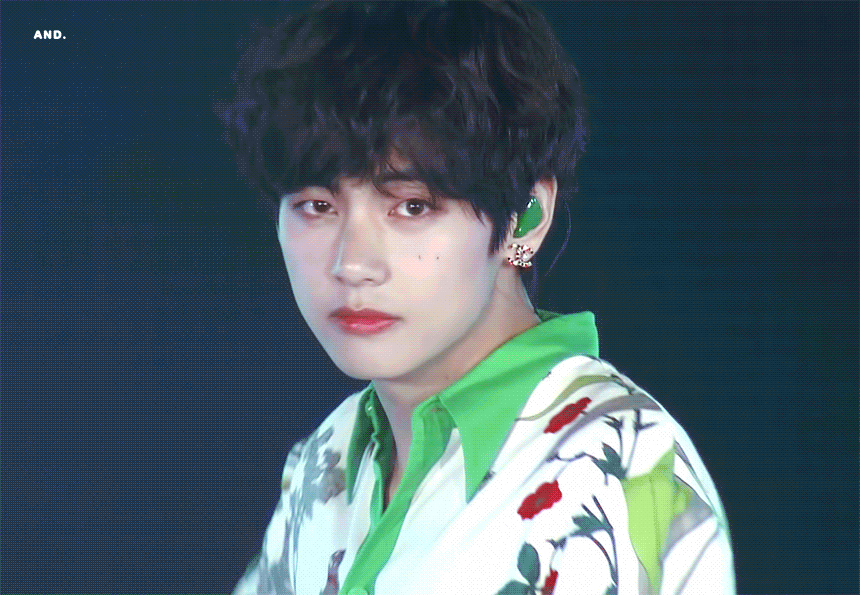 南韩爱豆中以表情管理出名的人,真的不是因为本来就长相出众吗?