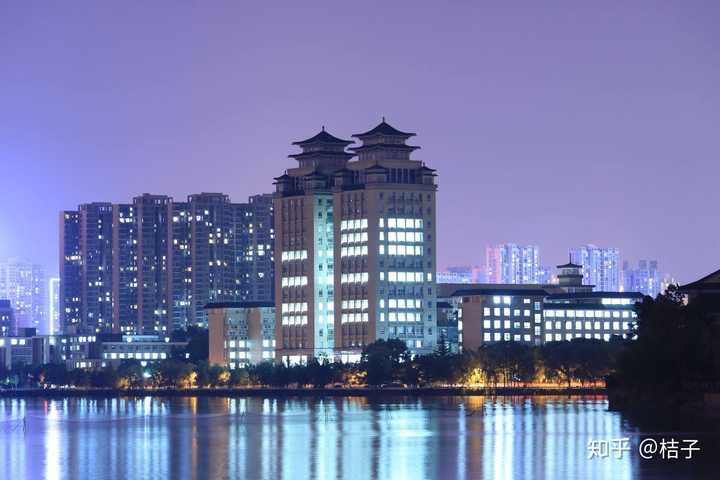 湖南科技大学 和中南民族大学 哪个好啊?