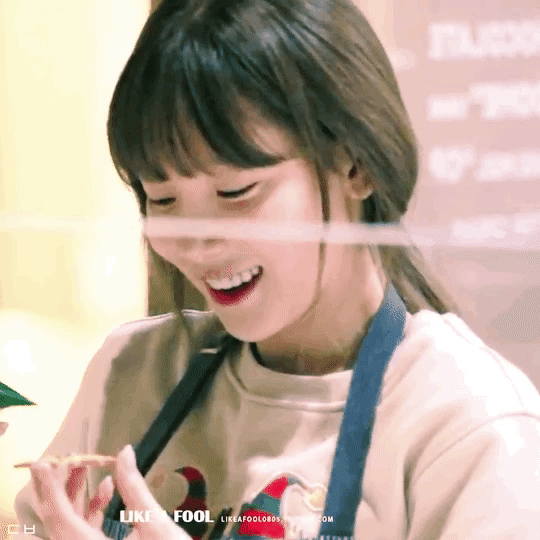 有哪些惊艳你的女子偶像动图(gif)?