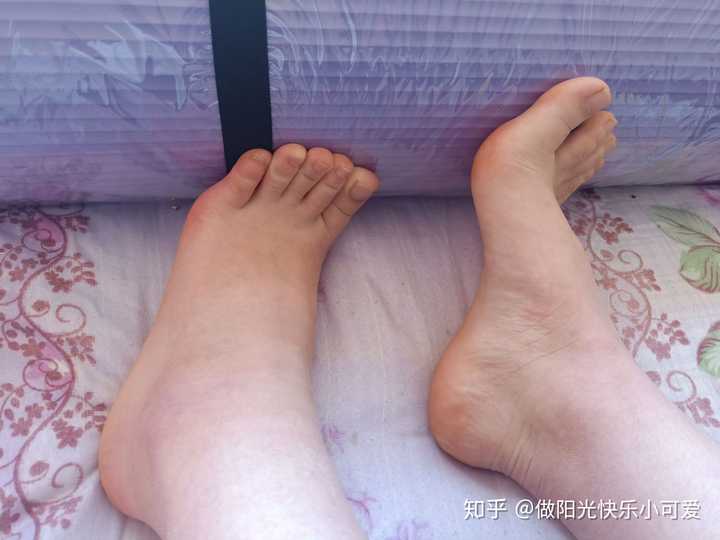 女生脚丑是种什么样的体验?