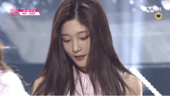 韩国女团成员有哪些惊为天人的瞬间?