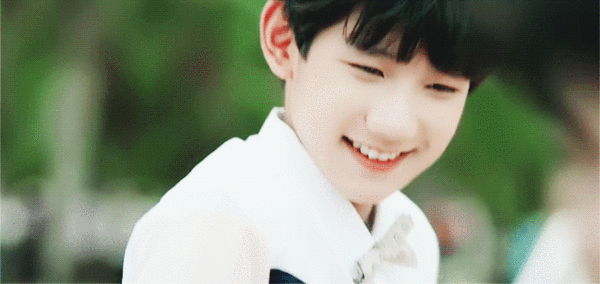 王源的颜在娱乐圈是什么水平?