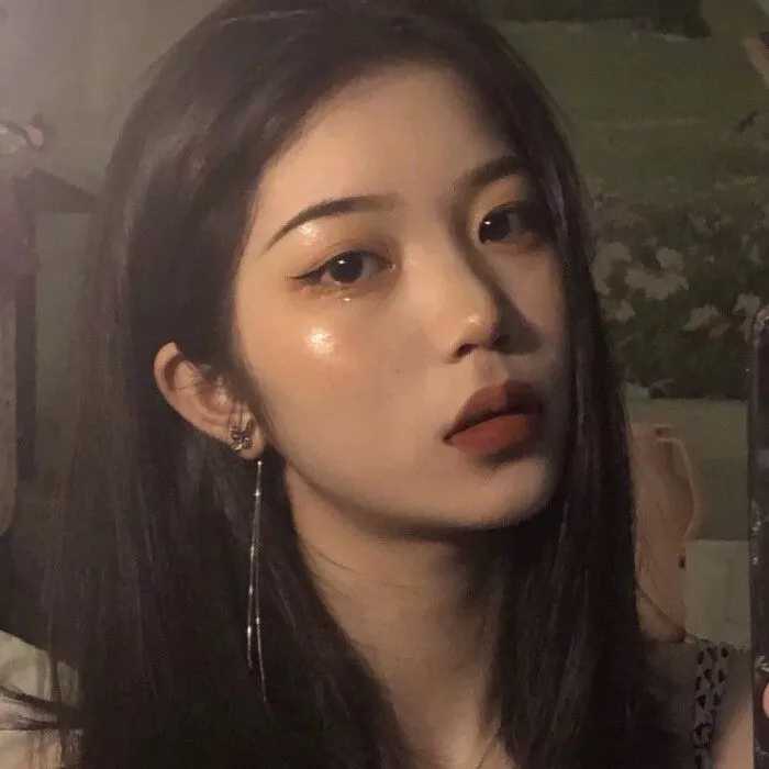 有哪些女孩子的很酷的头像?