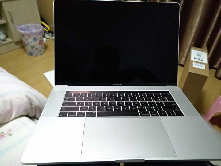 macbookpro15寸选16款还是17款或者说16款的mbp有什么缺陷不