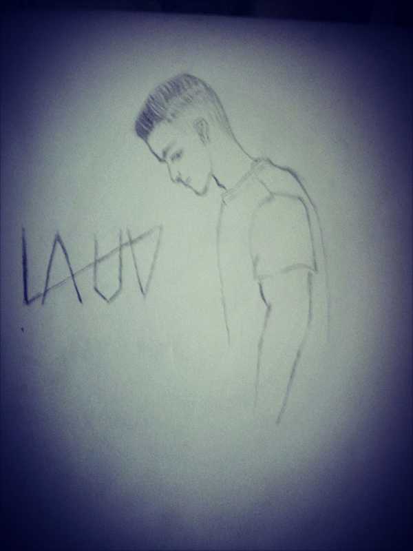 超喜欢这个小哥哥,他的reforget和the other超好听.