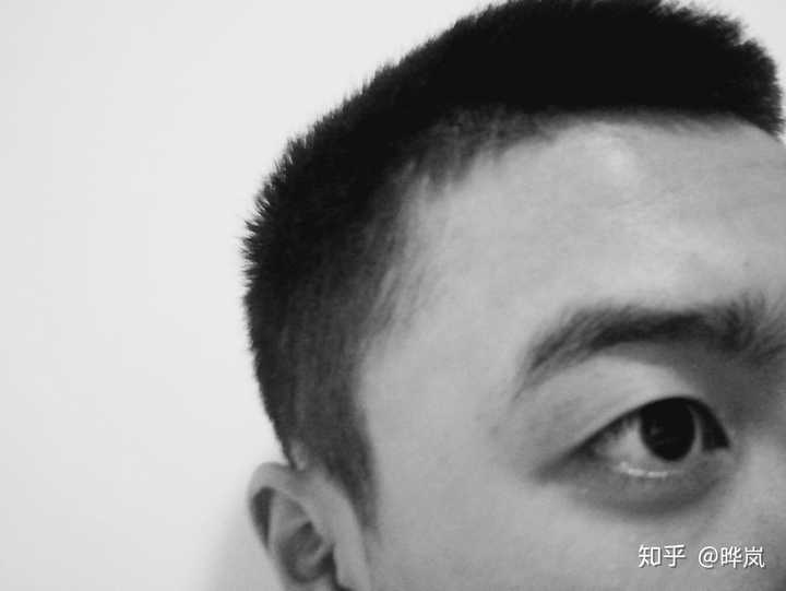 一直头发比较长的男生突然剪一个寸头是怎样的体验?