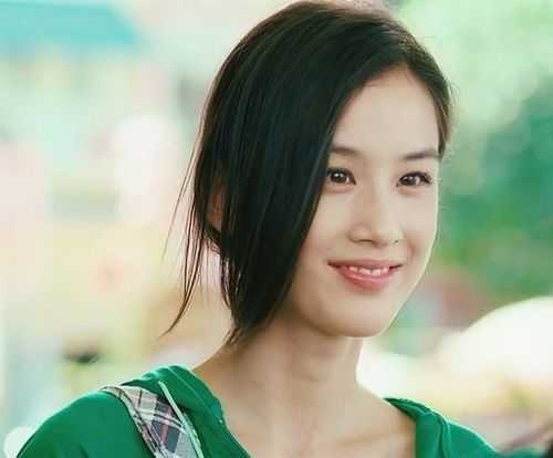 如何评价黄圣依的颜值?