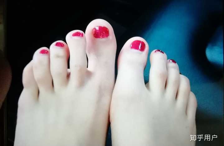 女孩子拥有一双好看的脚是一种怎么样的体验?