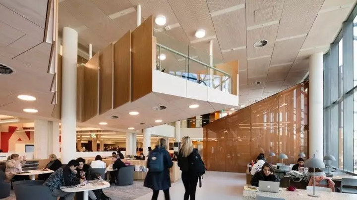 莫纳什大学图书馆,图片源自网络