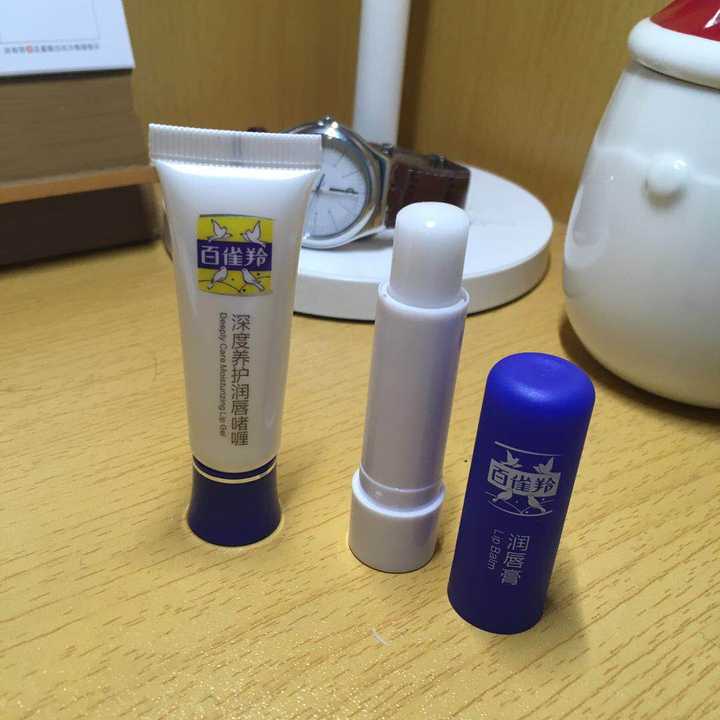 百雀羚润唇膏