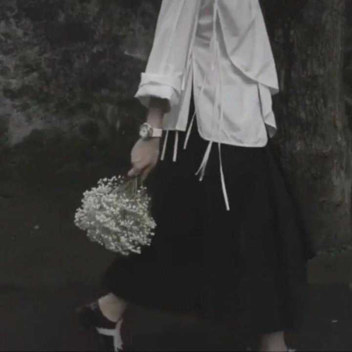有哪些好看的绿色文艺头像?