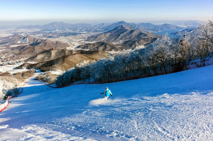 photographer: 图虫创意,location: 松花湖滑雪场