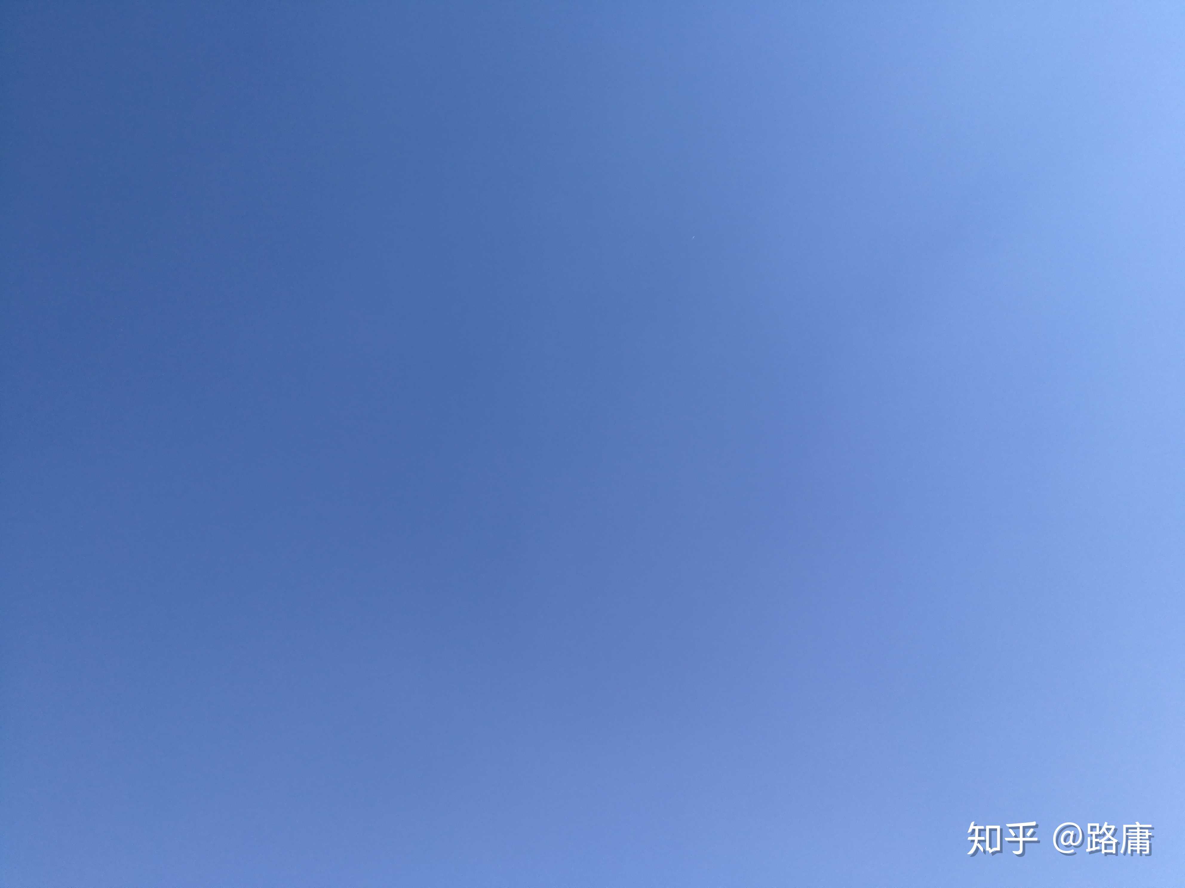 手机摄影# 一抹天空蓝