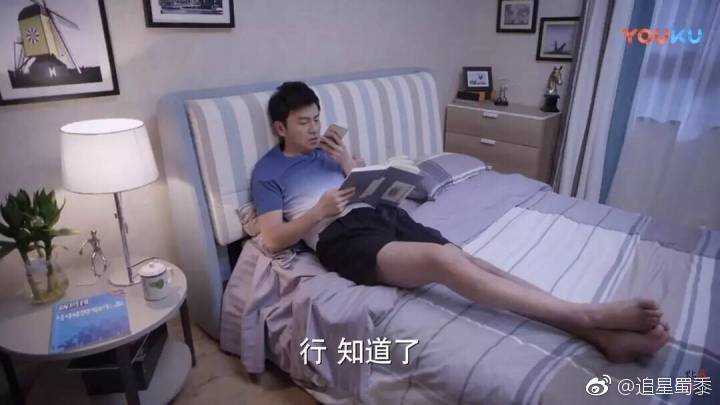 最后附个男版的我哈哈哈哈不过雷佳音帅的还是