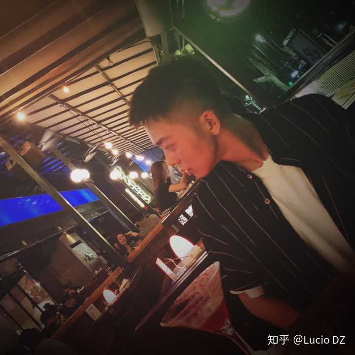 你是通过什么事情意识到自己是gay的?