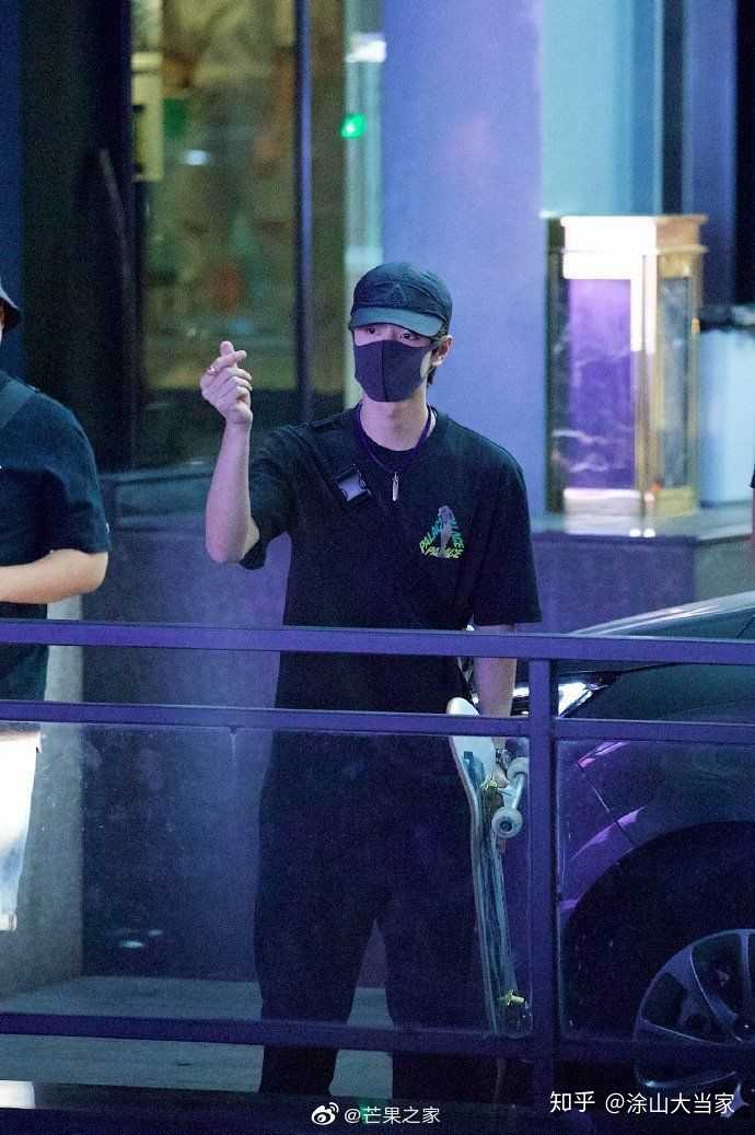 王一博对粉丝态度到底怎样?