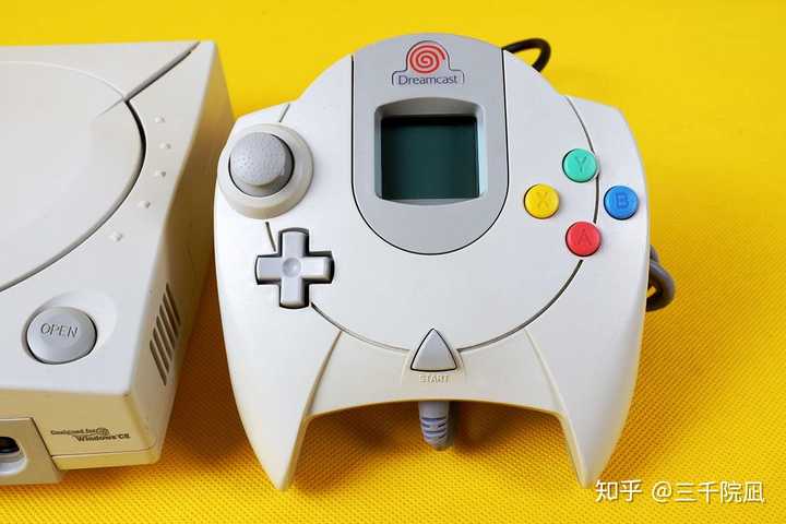 最后放上dc和xbox手柄的图