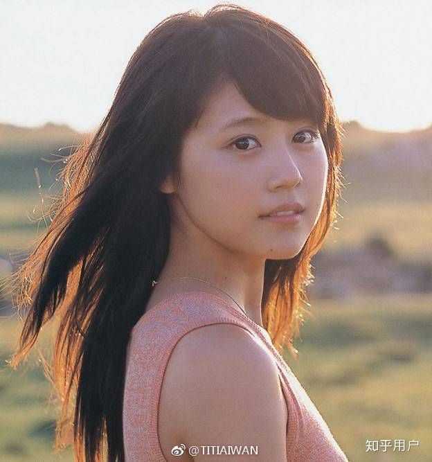 of course有村架纯  她的脸型是这样的