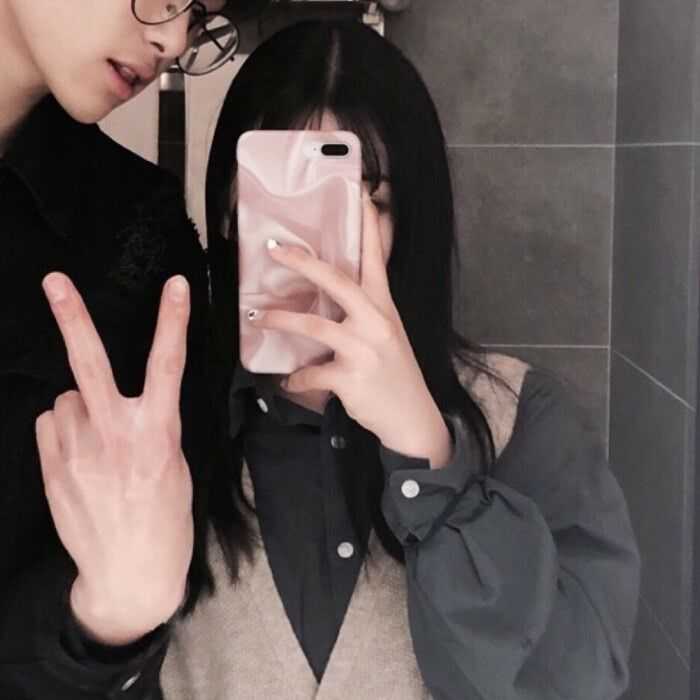 有什么好看的情侣头像,想要真人的?