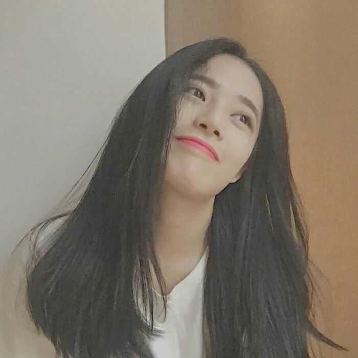 有哪些好看的女生照片适合做头像?