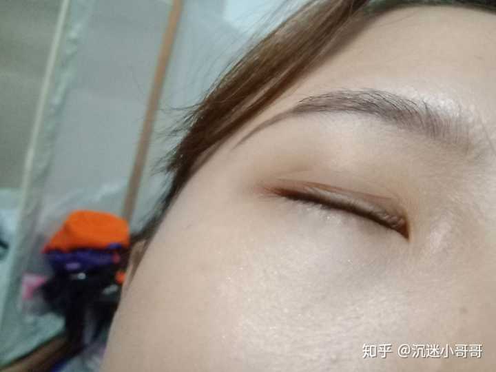 求科普,内双如何贴双眼皮贴?