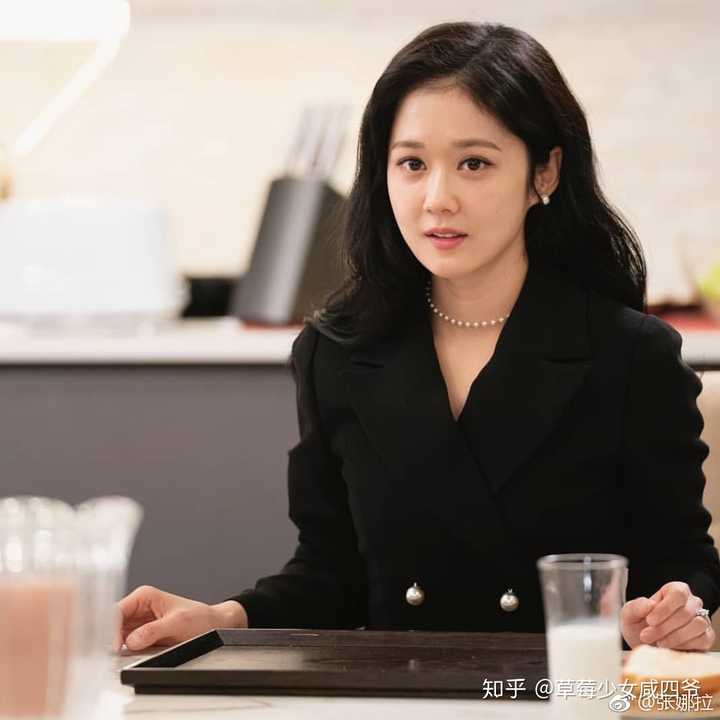 第一个喜欢的韩国爱豆/演员是谁?