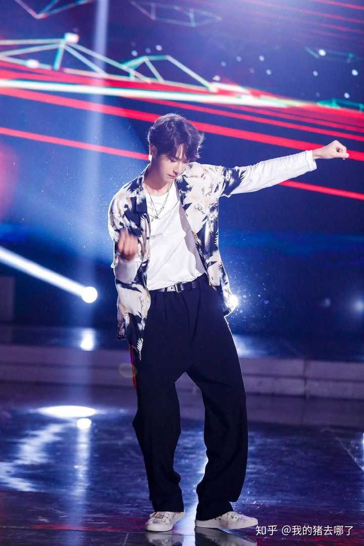 王一博因为什么被黑八天八夜?